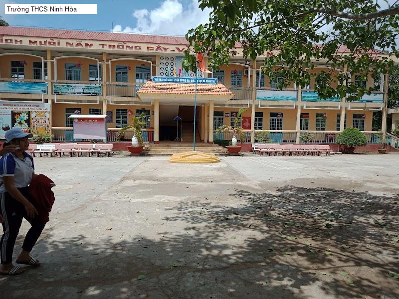 Trường THCS Ninh Hòa