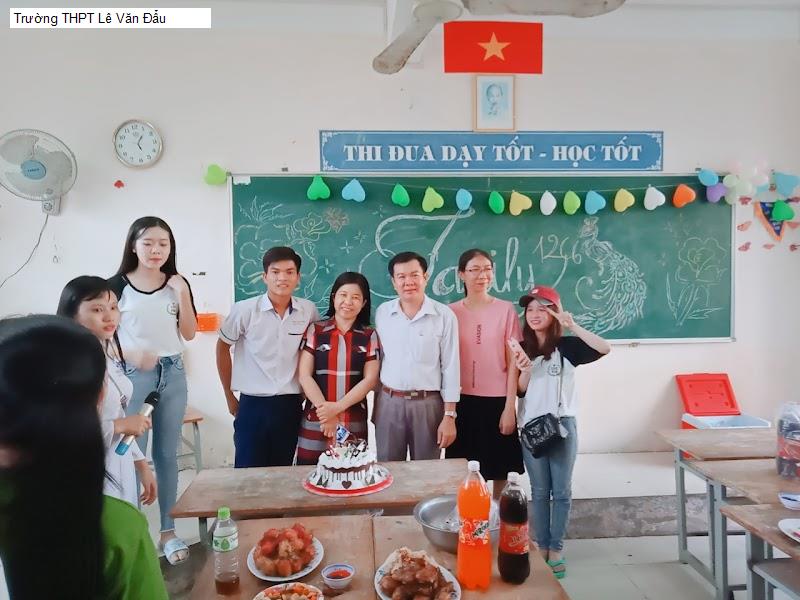 Trường THPT Lê Văn Đẩu