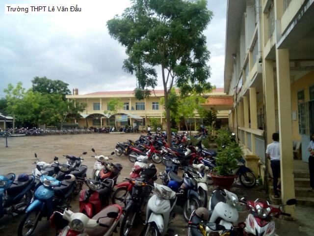 Trường THPT Lê Văn Đẩu